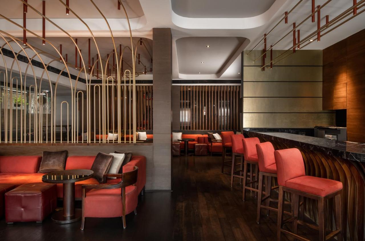 The Avenue Regent Hotel Kochi Bagian luar foto